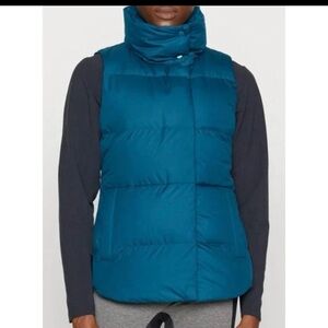 EUC Athleta Downtown Vest—sz Medium